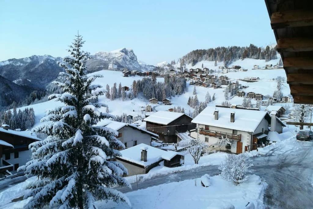 La Majon Daire Colle Santa Lucia Dış mekan fotoğraf